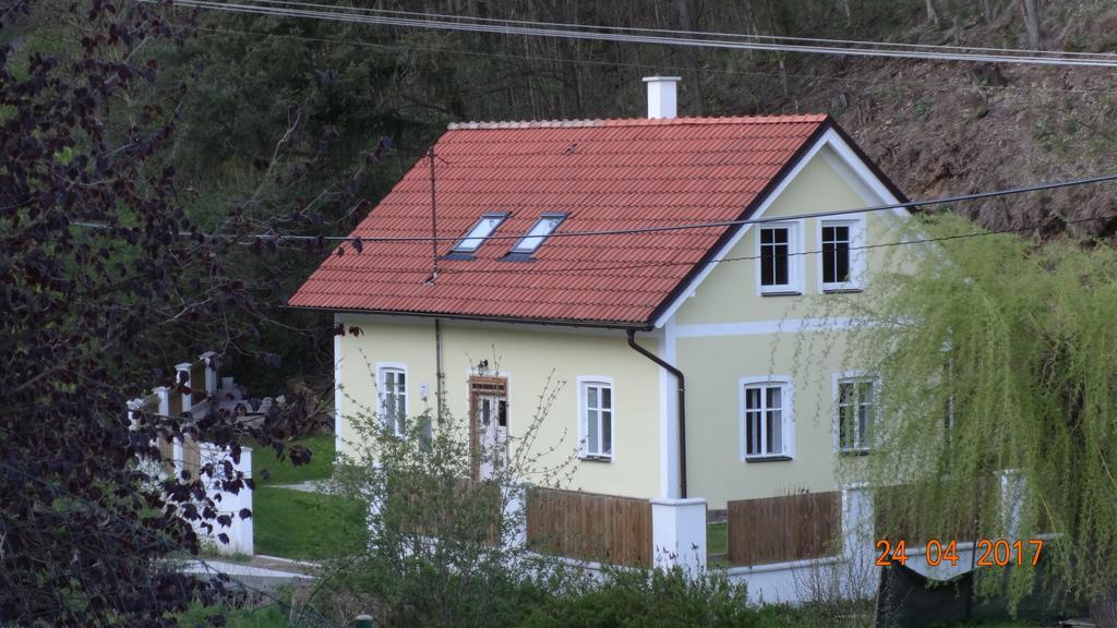 Chaloupka Za Potuckem Guest House Zupanovice Exterior photo